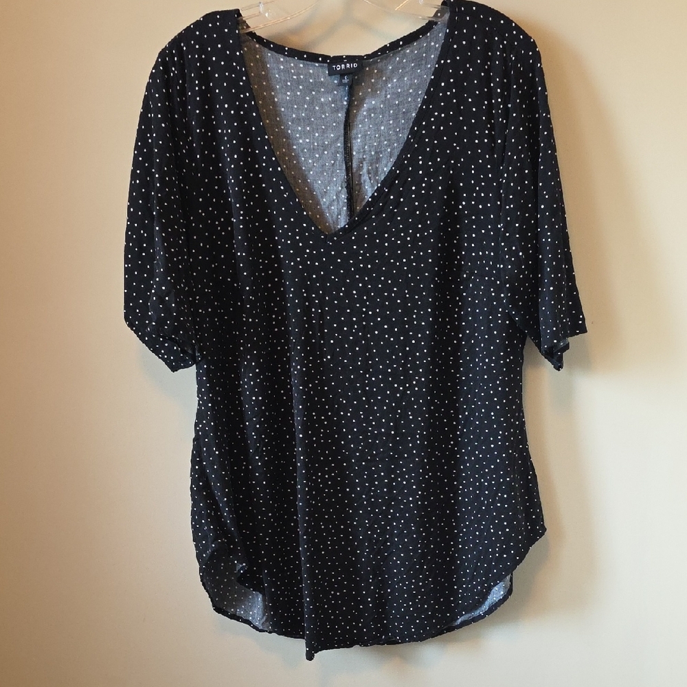 Torrid Black and White Polka Dot V-Neck Blouse